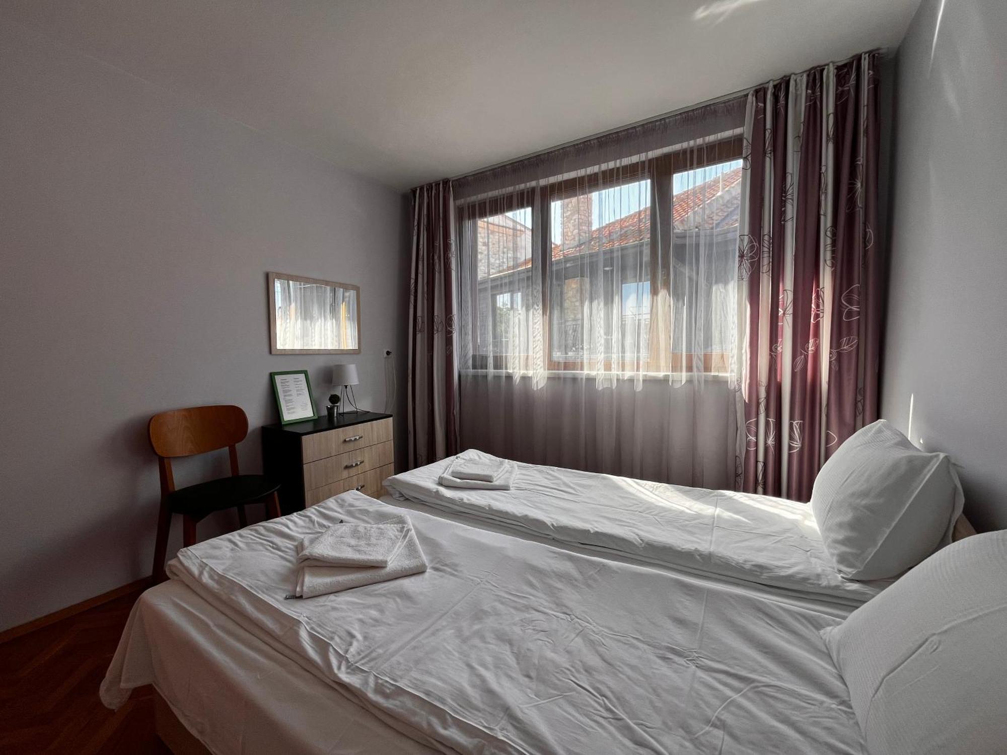 Guest House Lilly Nesebar Buitenkant foto