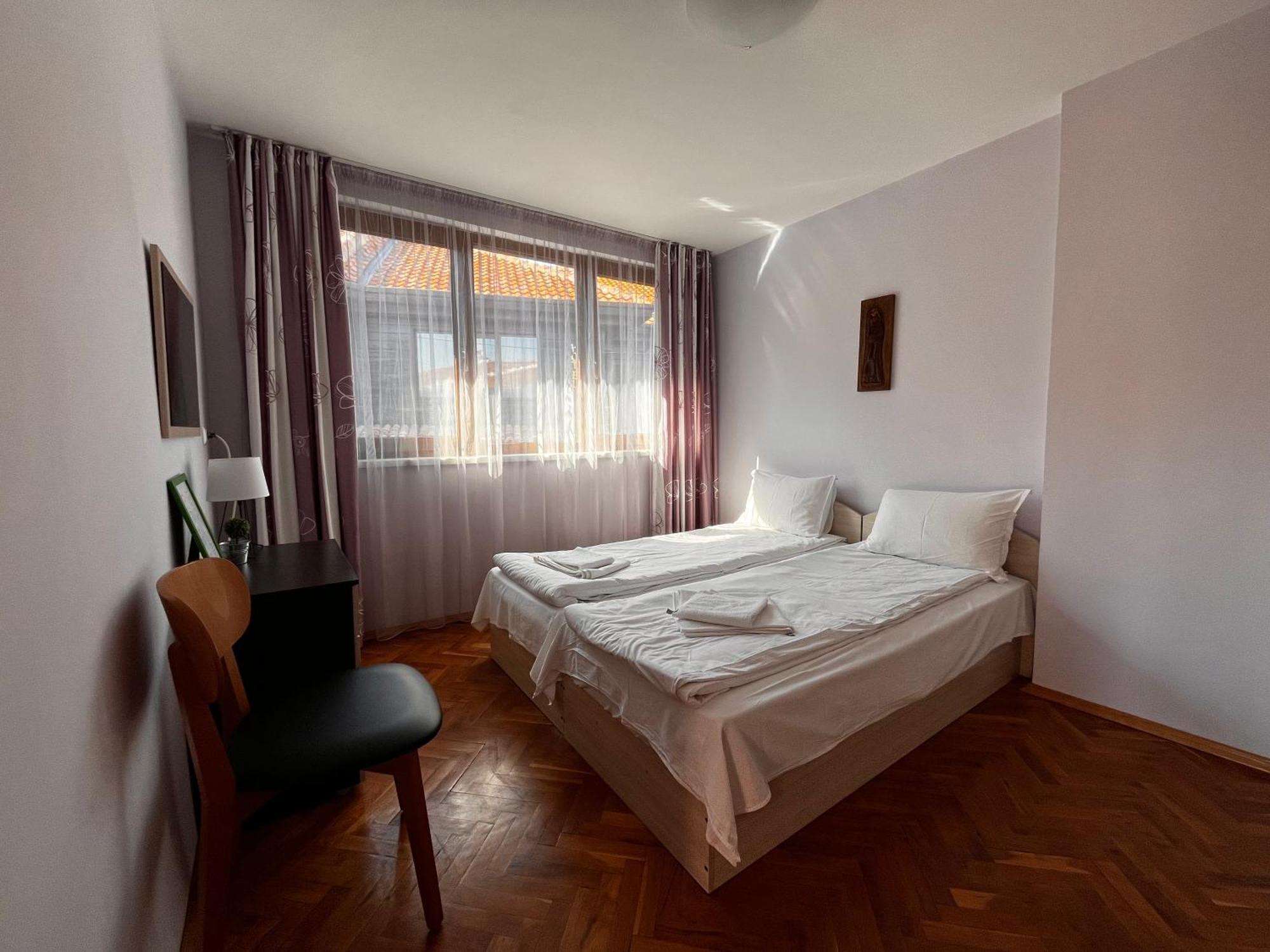 Guest House Lilly Nesebar Buitenkant foto